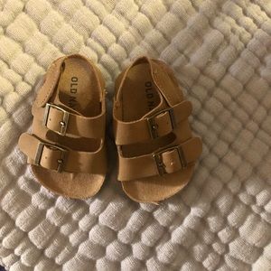 Old Navy Baby shoes 0-3mon